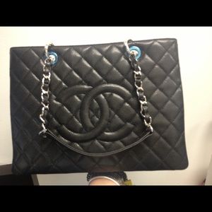 Chanel gst tote bag